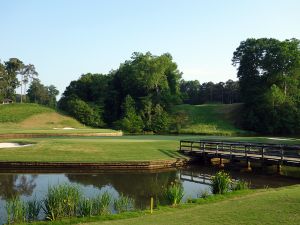 Golden Horseshoe (Gold) 16th Bridge